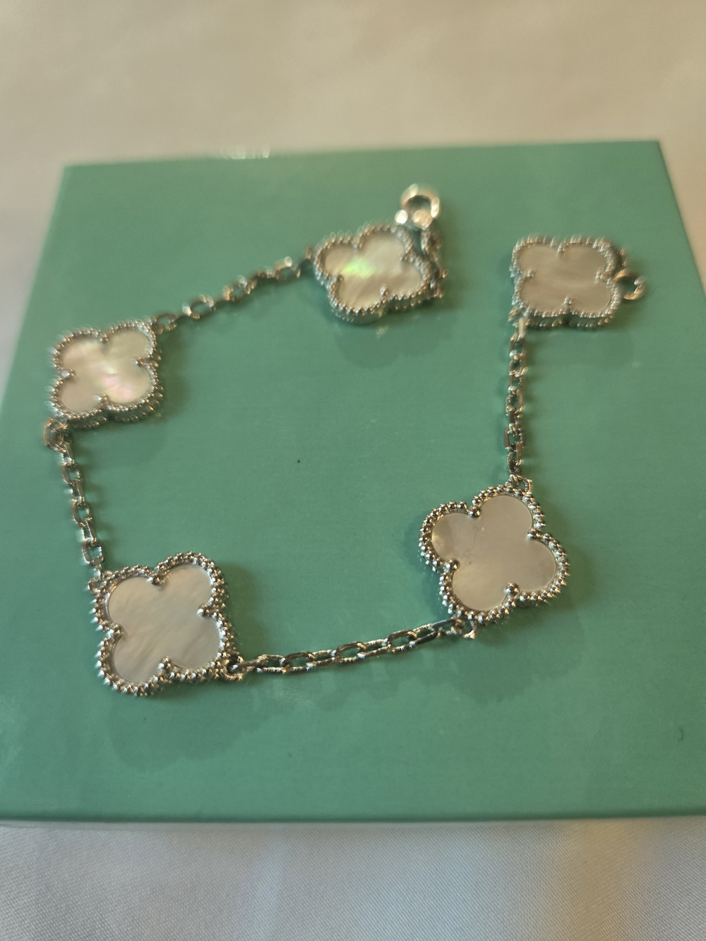 Mother-of-Pearl Flower Link Bracelet - White Silver